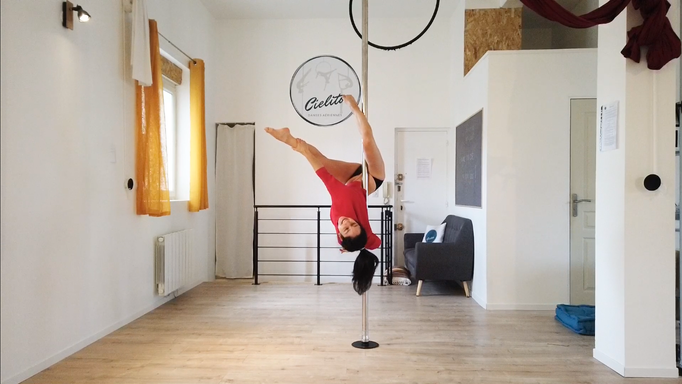 Pole flow - elbow inside leg